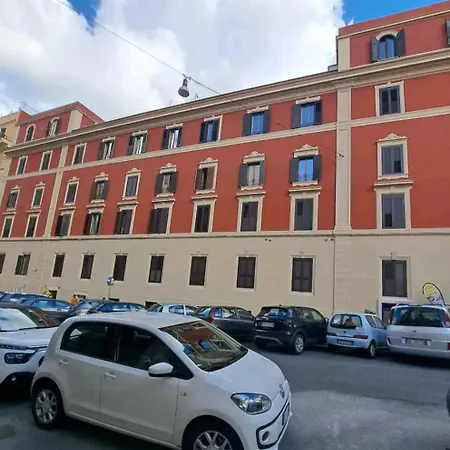 Grazioso Ai Musei Vaticani Апартаменты Рим
